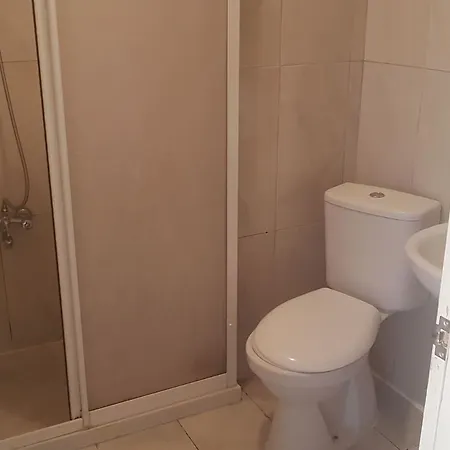 Ξενοδοχείο Bufes 2*